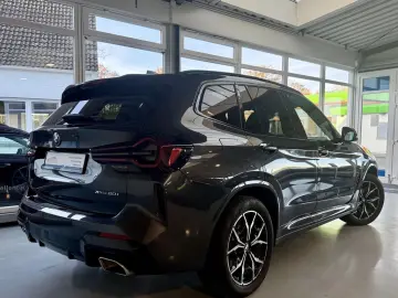 BMW X3 xDrive 20 i M Sport Autom. Pano Leder AHK Las