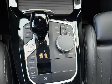 BMW X3 xDrive 20 i M Sport Autom. Pano Leder AHK Las