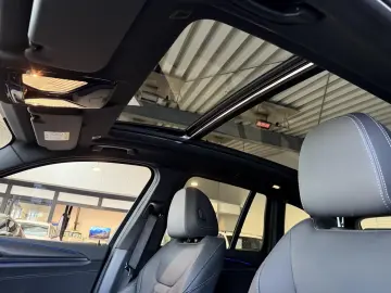 BMW X3 xDrive 20 i M Sport Autom. Pano Leder AHK Las