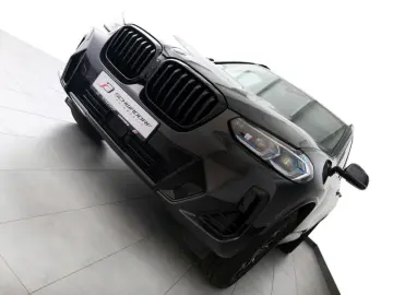 BMW X3 xDrive20i M Sport HUD ACC H&K PANO STHZ AHK