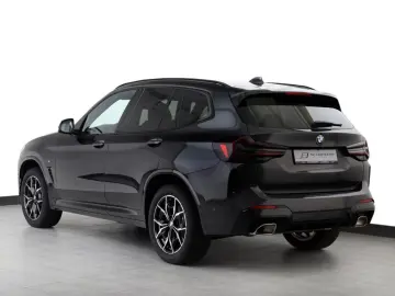 BMW X3 xDrive20i M Sport HUD ACC H&K PANO STHZ AHK