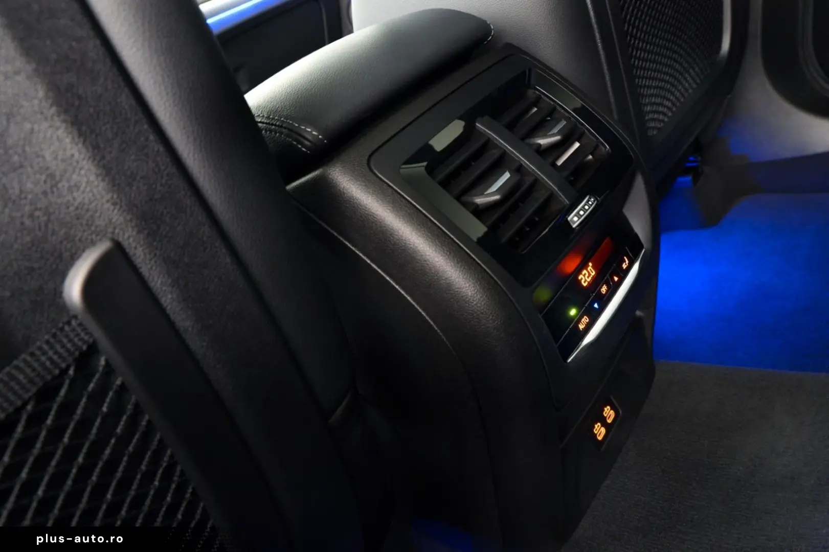 BMW X3 xDrive20i M Sport HUD ACC H&K PANO STHZ AHK