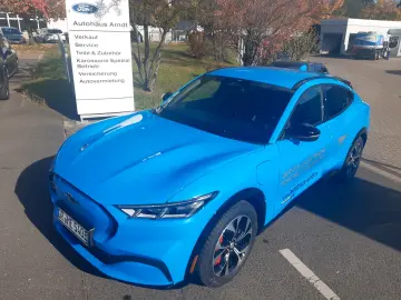 FORD Mustang Mach-E AWD  99kWh Extended Range