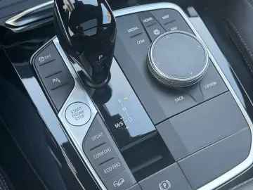 BMW X3 xDrive20d M Sport (AHK Pano 20  Memory)