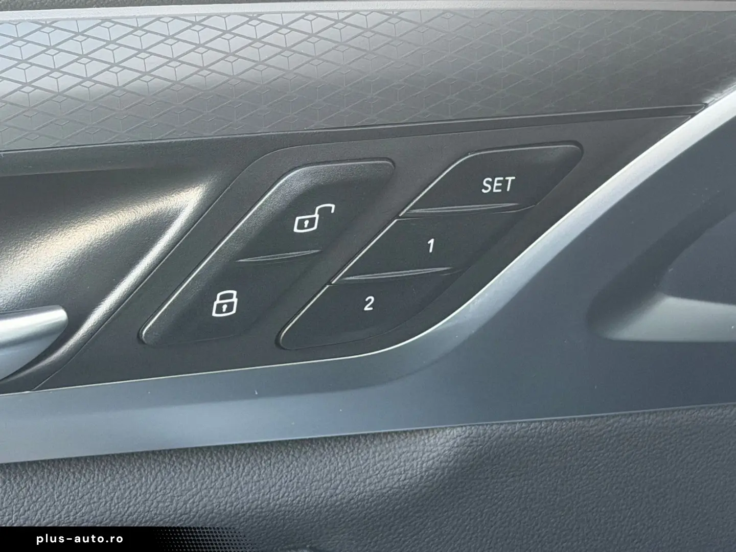 BMW X3 xDrive20d M Sport (AHK Pano 20  Memory)