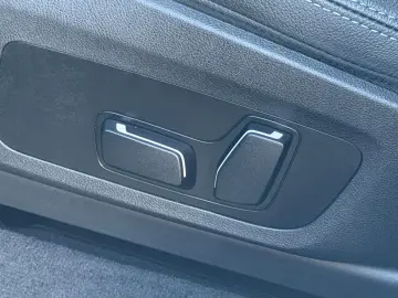 BMW X3 xDrive20d M Sport (AHK Pano 20  Memory)