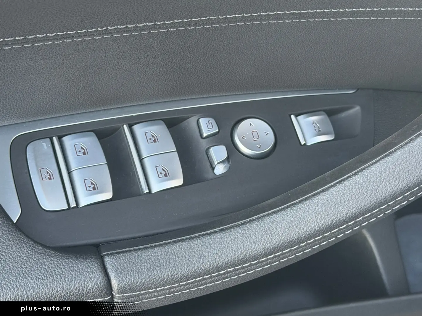 BMW X3 xDrive20d M Sport (AHK Pano 20  Memory)