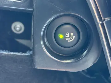 BMW X3 xDrive20d M Sport (AHK Pano 20  Memory)