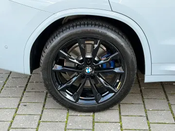 BMW X3 xDrive20d M Sport (AHK Pano 20  Memory)