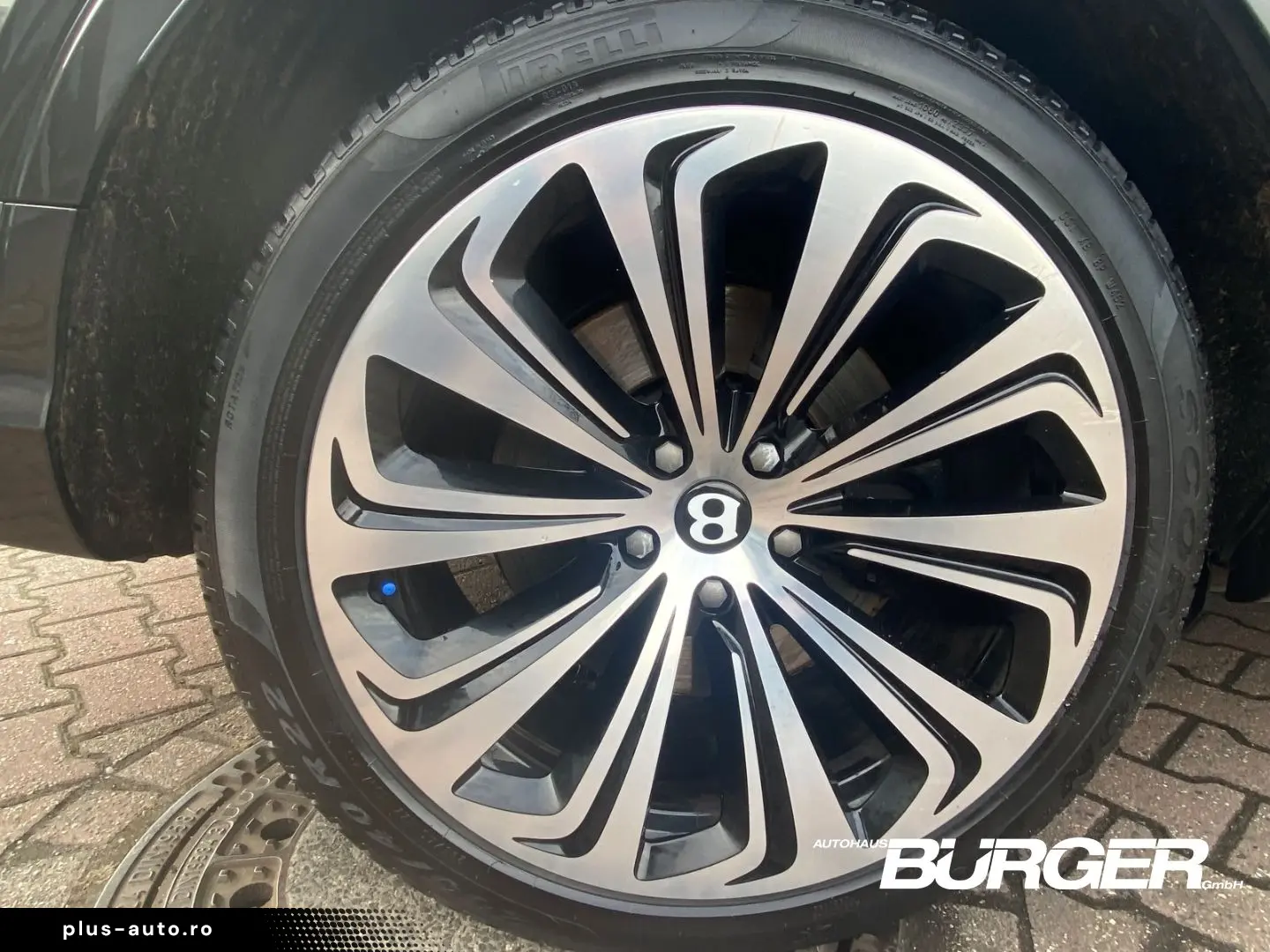 BENTLEY Bentayga Mulliner First Edition 22 Naim Airmatic