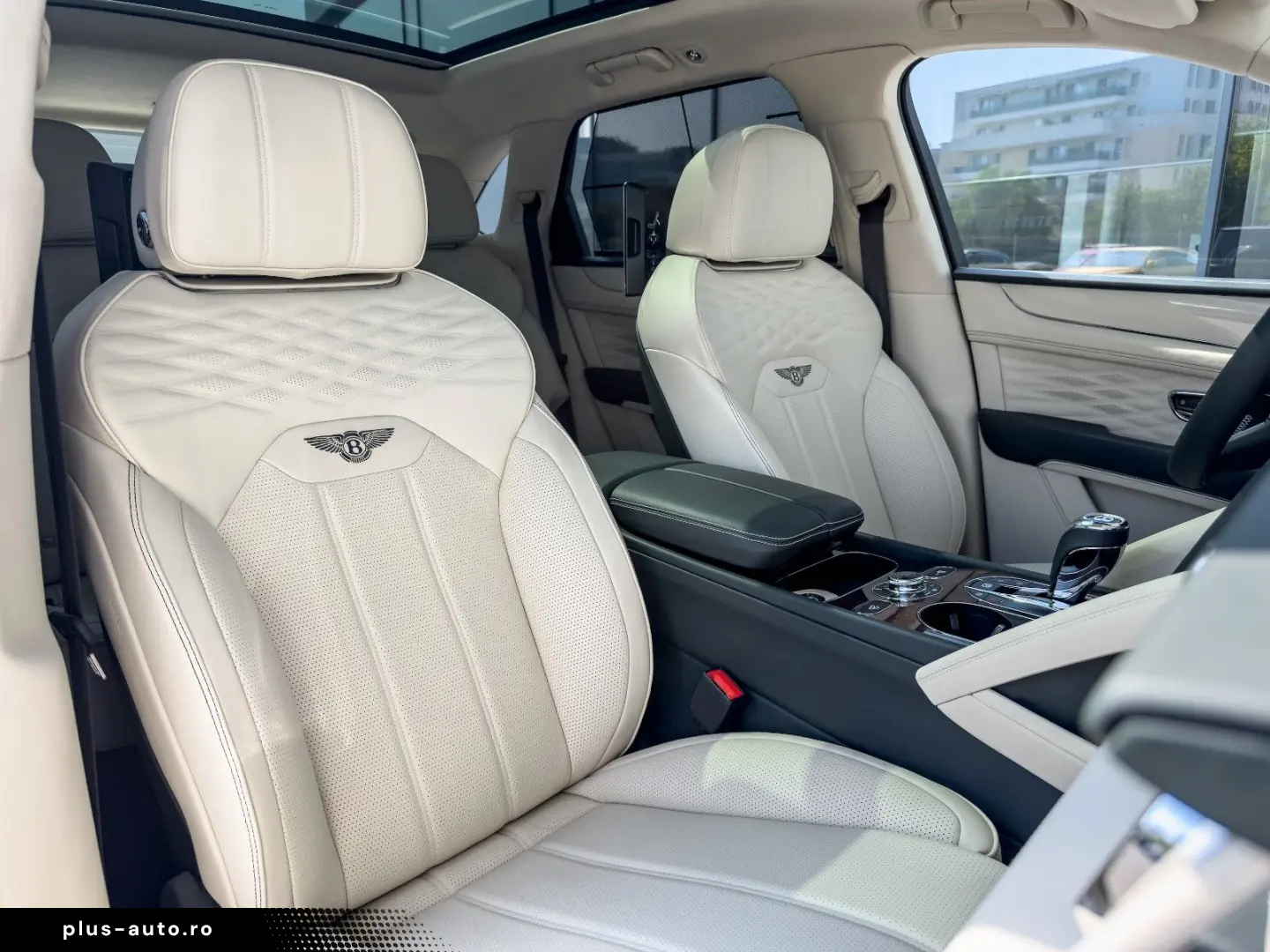 BENTLEY Bentayga Azure