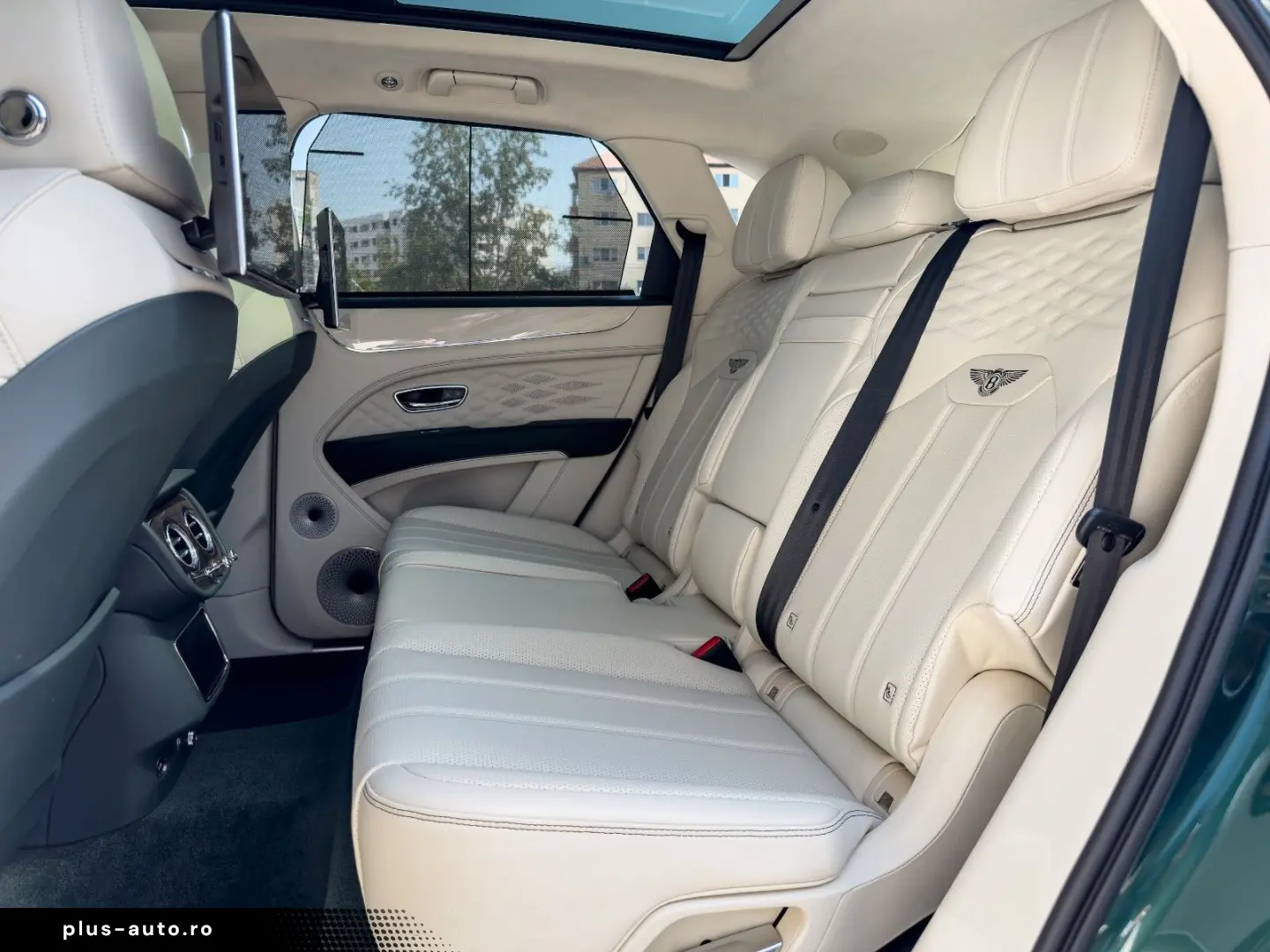 BENTLEY Bentayga Azure