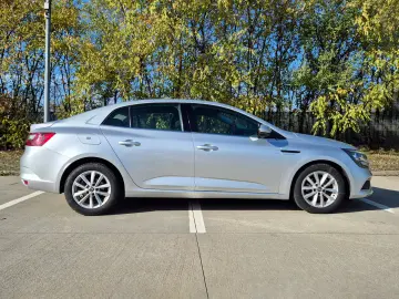 Renault Megane Blue dCi EDC Zen