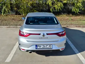Renault Megane Blue dCi EDC Zen