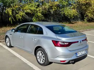 Renault Megane Blue dCi EDC Zen