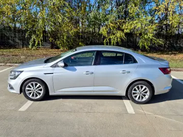 Renault Megane Blue dCi EDC Zen