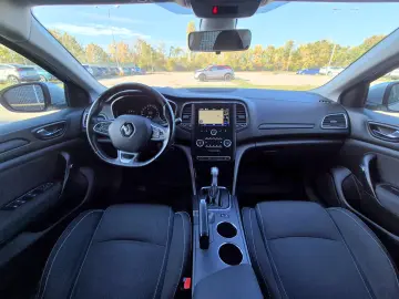 Renault Megane Blue dCi EDC Zen