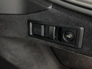 ALPINA BMW ALPINA B4 GRAN COUPE  SWITCH-TRONIC