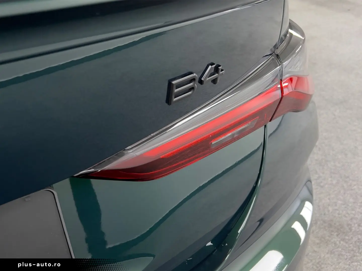 ALPINA BMW ALPINA B4 GRAN COUPE  SWITCH-TRONIC