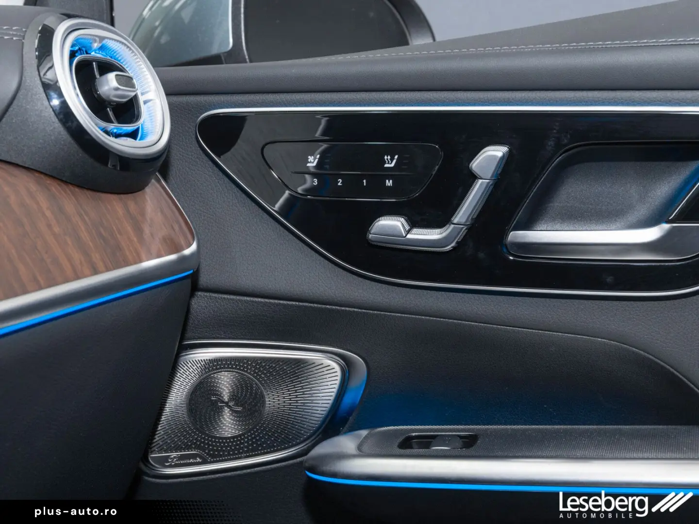 MERCEDES-BENZ GLC 300 e 4M AMG DIG.LIGHT AHK Pano Distro 360