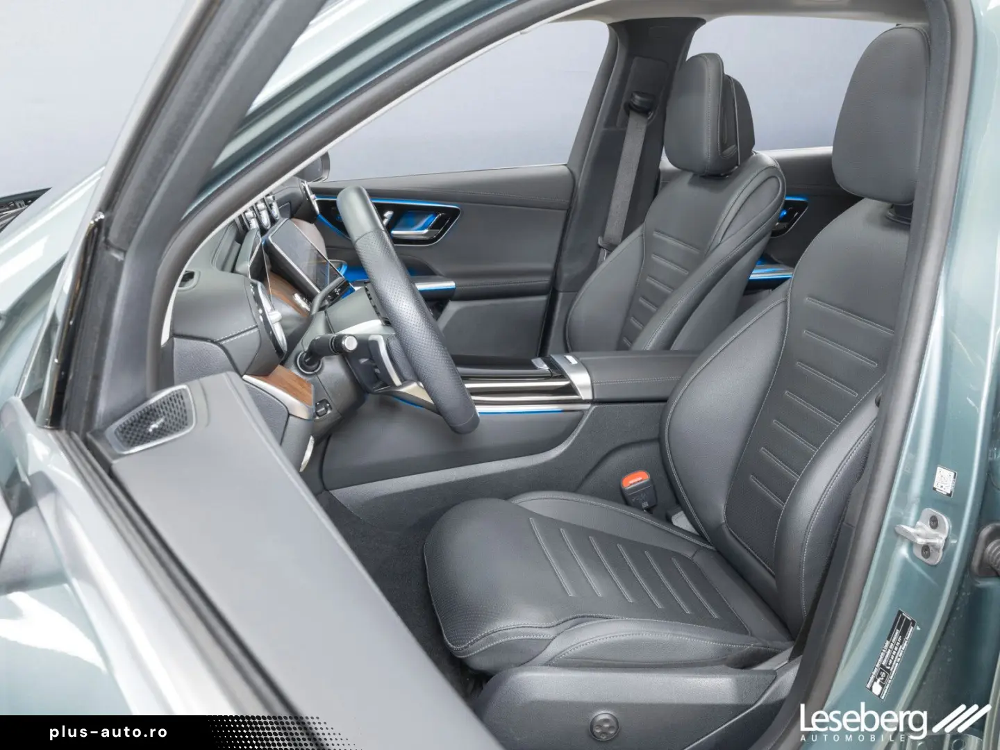 MERCEDES-BENZ GLC 300 e 4M AMG DIG.LIGHT AHK Pano Distro 360