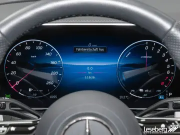 MERCEDES-BENZ GLC 300 e 4M AMG DIG.LIGHT AHK Pano Distro 360
