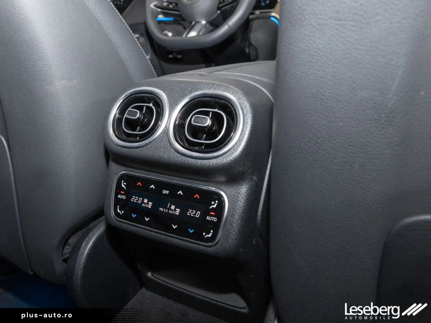 MERCEDES-BENZ GLC 300 e 4M AMG DIG.LIGHT AHK Pano Distro 360