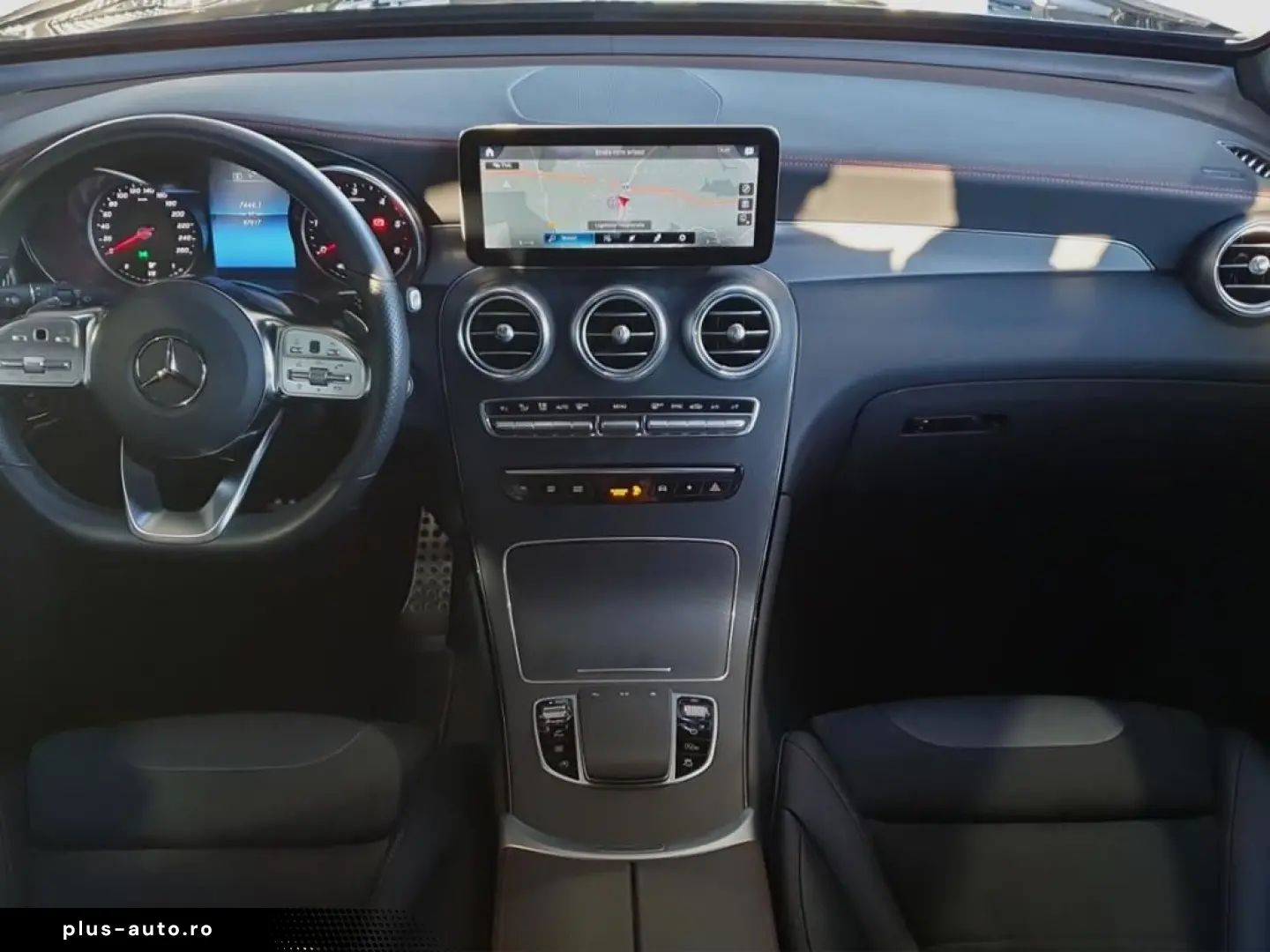 MERCEDES-BENZ GLC 220 d 4MATIC AMG Night LED SpurP PDC 360