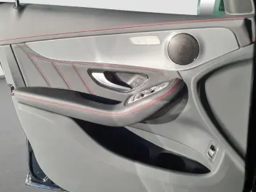 MERCEDES-BENZ GLC 220 d 4MATIC AMG Night LED SpurP PDC 360