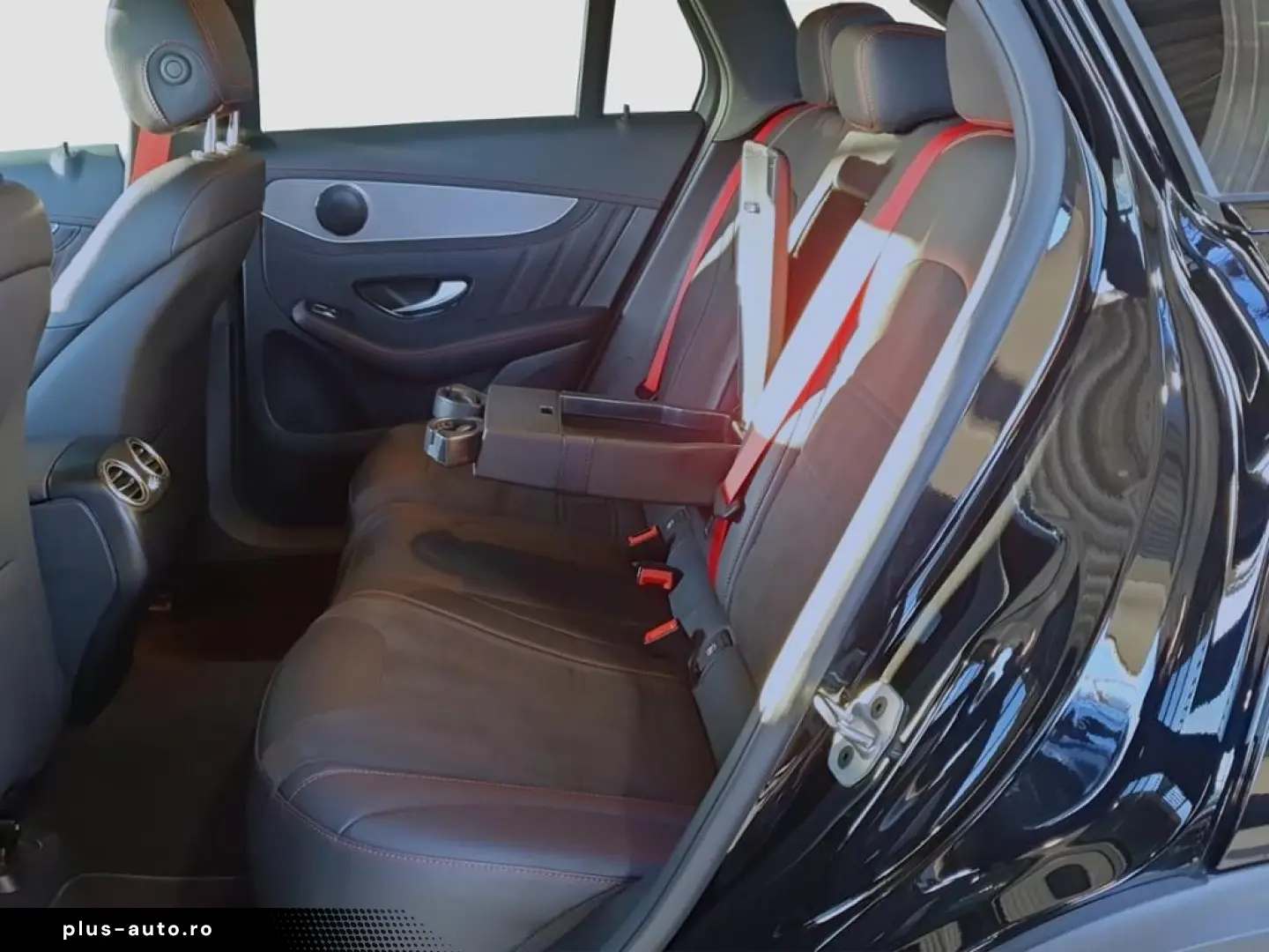 MERCEDES-BENZ GLC 220 d 4MATIC AMG Night LED SpurP PDC 360