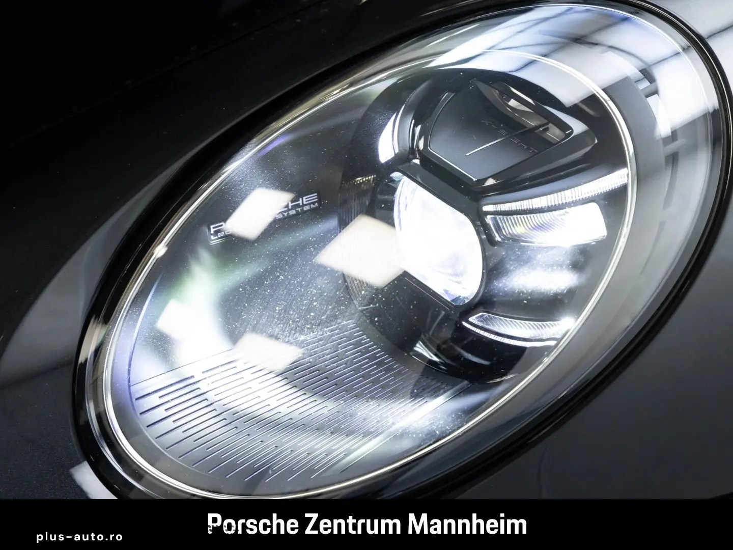 PORSCHE 992 Carrera 4 GTS Matrix HA-Lenkung 18-Wege Kame