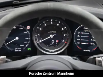 PORSCHE 992 Carrera 4 GTS Matrix HA-Lenkung 18-Wege Kame