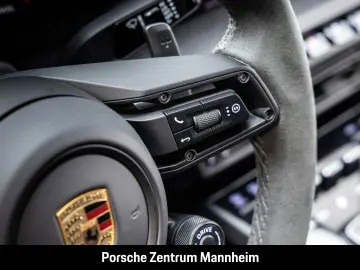 PORSCHE 992 Carrera 4 GTS Matrix HA-Lenkung 18-Wege Kame