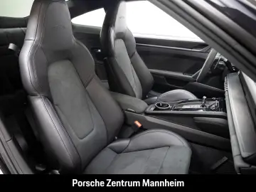 PORSCHE 992 Carrera 4 GTS Matrix HA-Lenkung 18-Wege Kame