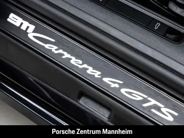 PORSCHE 992 Carrera 4 GTS Matrix HA-Lenkung 18-Wege Kame