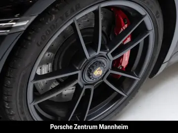 PORSCHE 992 Carrera 4 GTS Matrix HA-Lenkung 18-Wege Kame