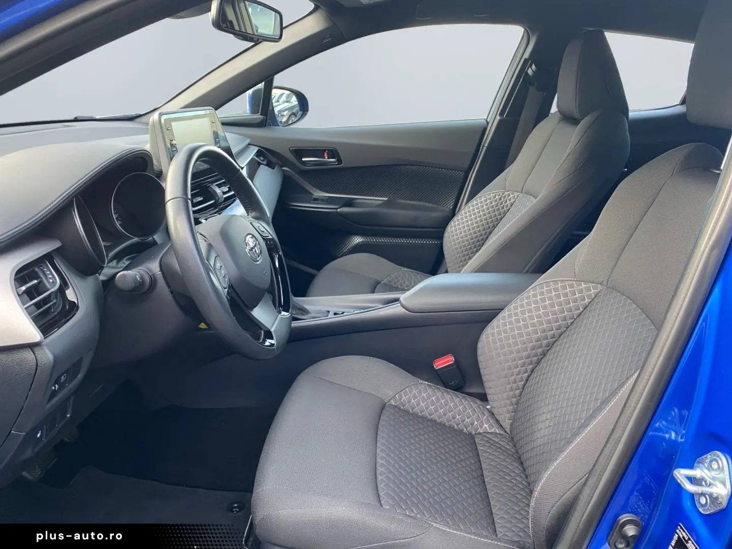 TOYOTA C-HR 1.8 Hybrid