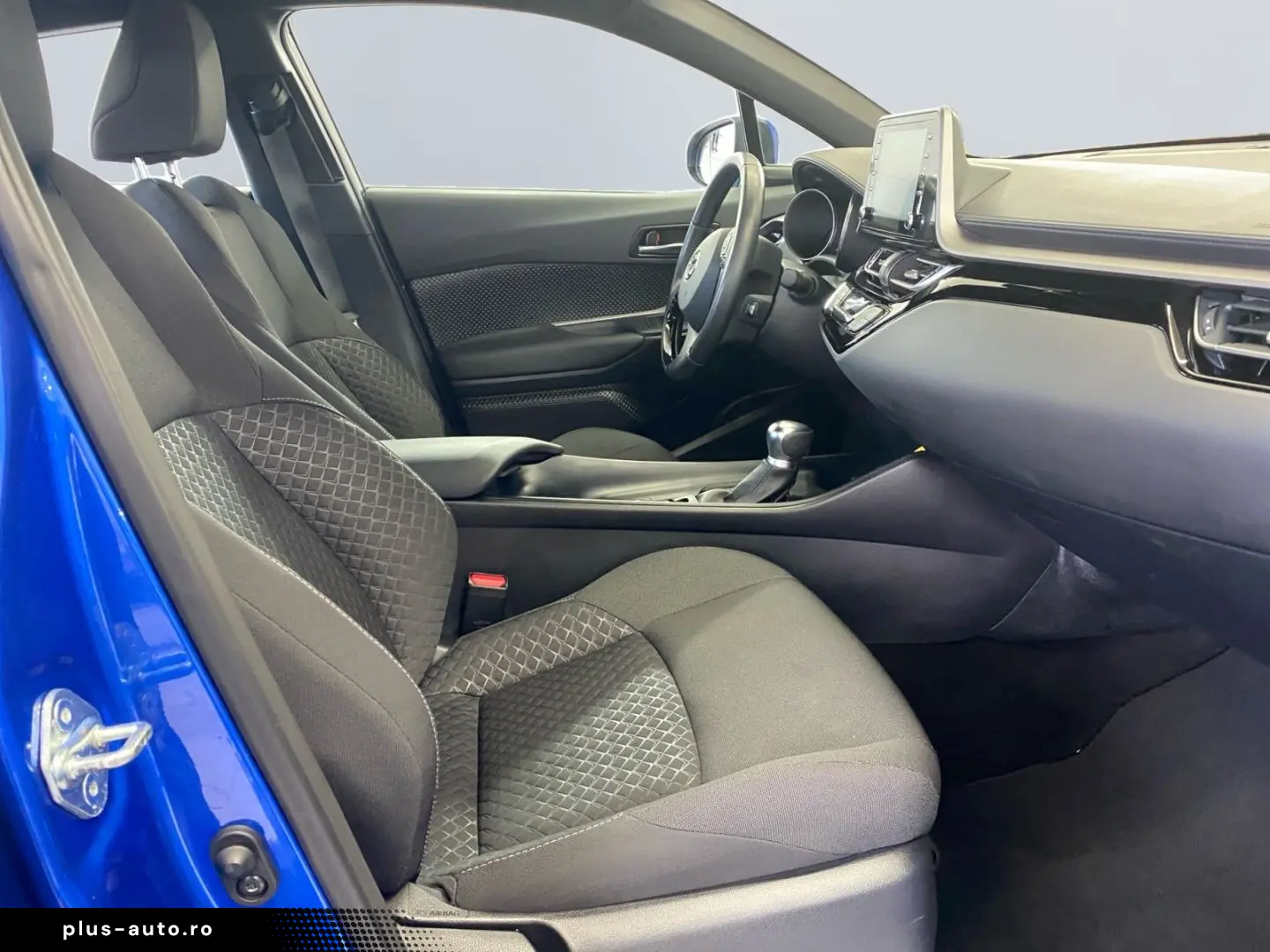 TOYOTA C-HR 1.8 Hybrid