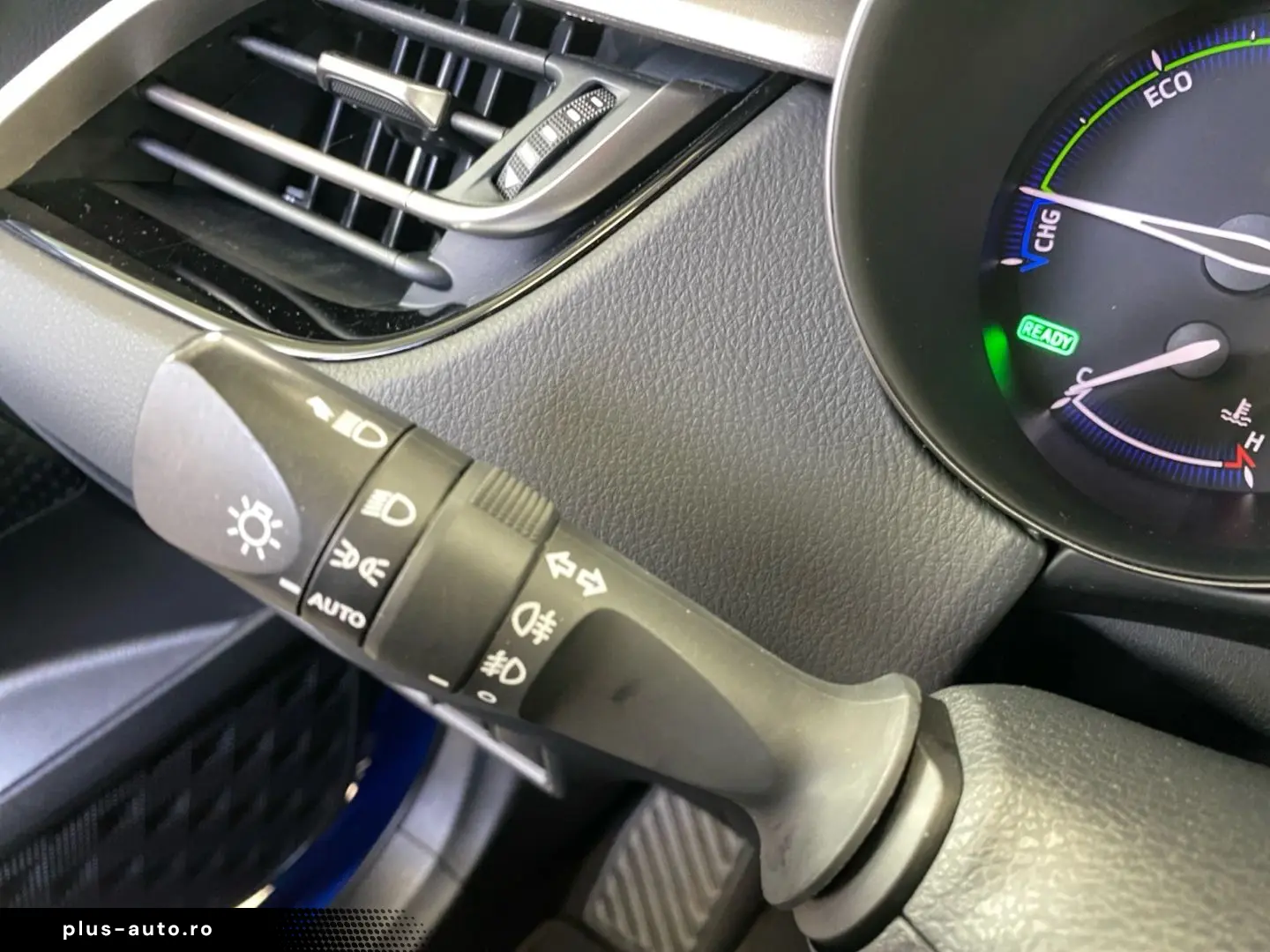 TOYOTA C-HR 1.8 Hybrid