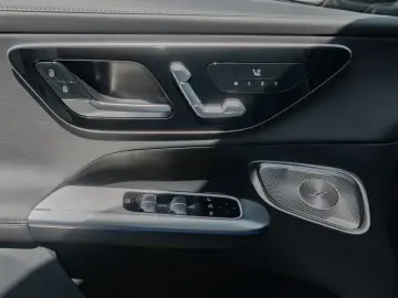 MERCEDES-BENZ GLC 300 de 4M AMG-Sport Pano Burm AHK &hellip;