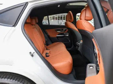 MERCEDES-BENZ GLC 400 e 4M Coupé AMG Sport Premium A&hellip;