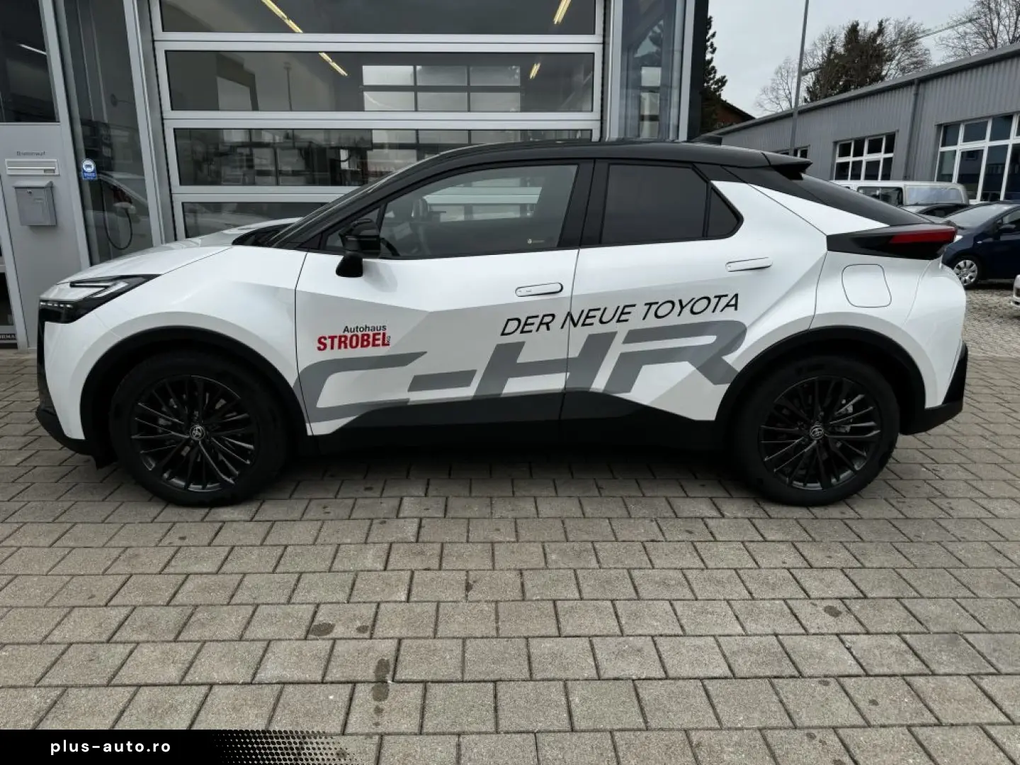 TOYOTA C-HR 2.0 Hybrid AWD GR SPORT