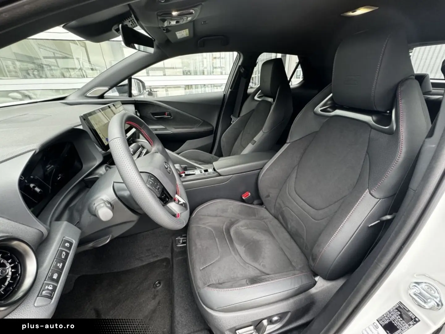 TOYOTA C-HR 2.0 Hybrid AWD GR SPORT