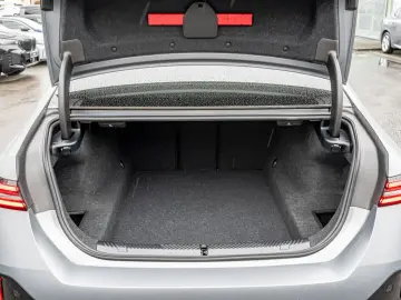 BMW 540d xDrive M Sport PANO AHK HUD 360  LED ACC