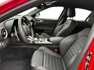 ALFA ROMEO Giulia Competizione Q4