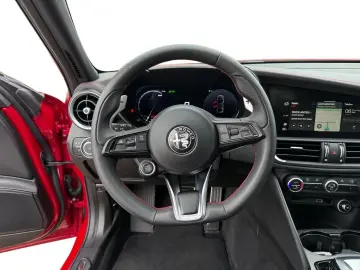 ALFA ROMEO Giulia Competizione Q4