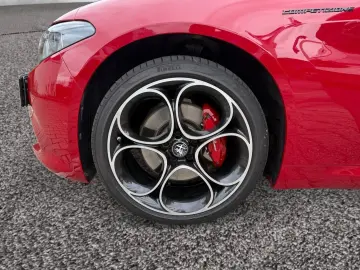 ALFA ROMEO Giulia Competizione Q4