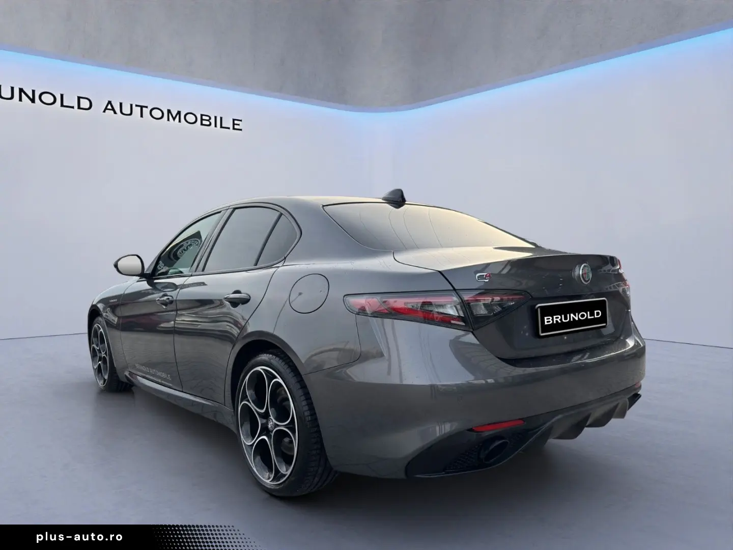 ALFA ROMEO Giulia Veloce 2.0 Turbo 16V 280 PS AT8-Q4