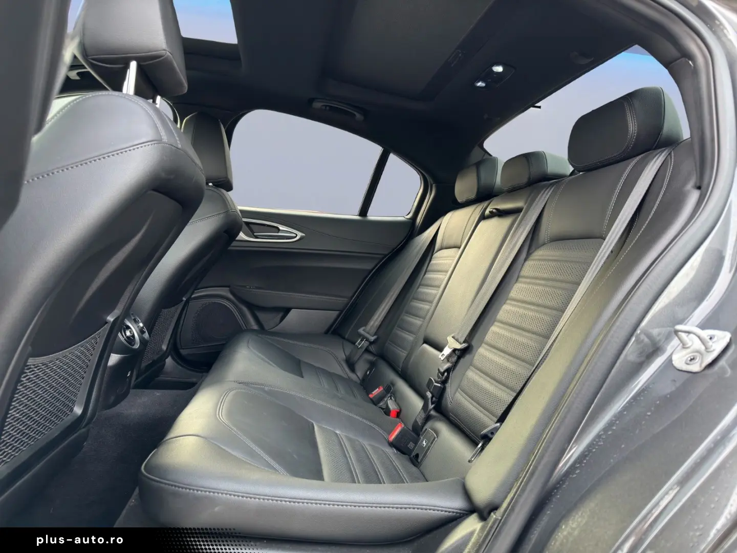 ALFA ROMEO Giulia Veloce 2.0 Turbo 16V 280 PS AT8-Q4