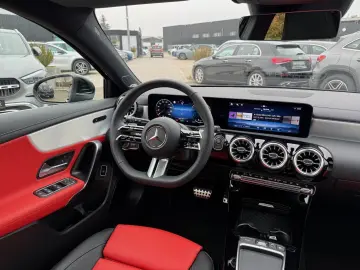 MERCEDES-BENZ A 250 e AMG Premium Pano Burm DISTR 36&hellip;